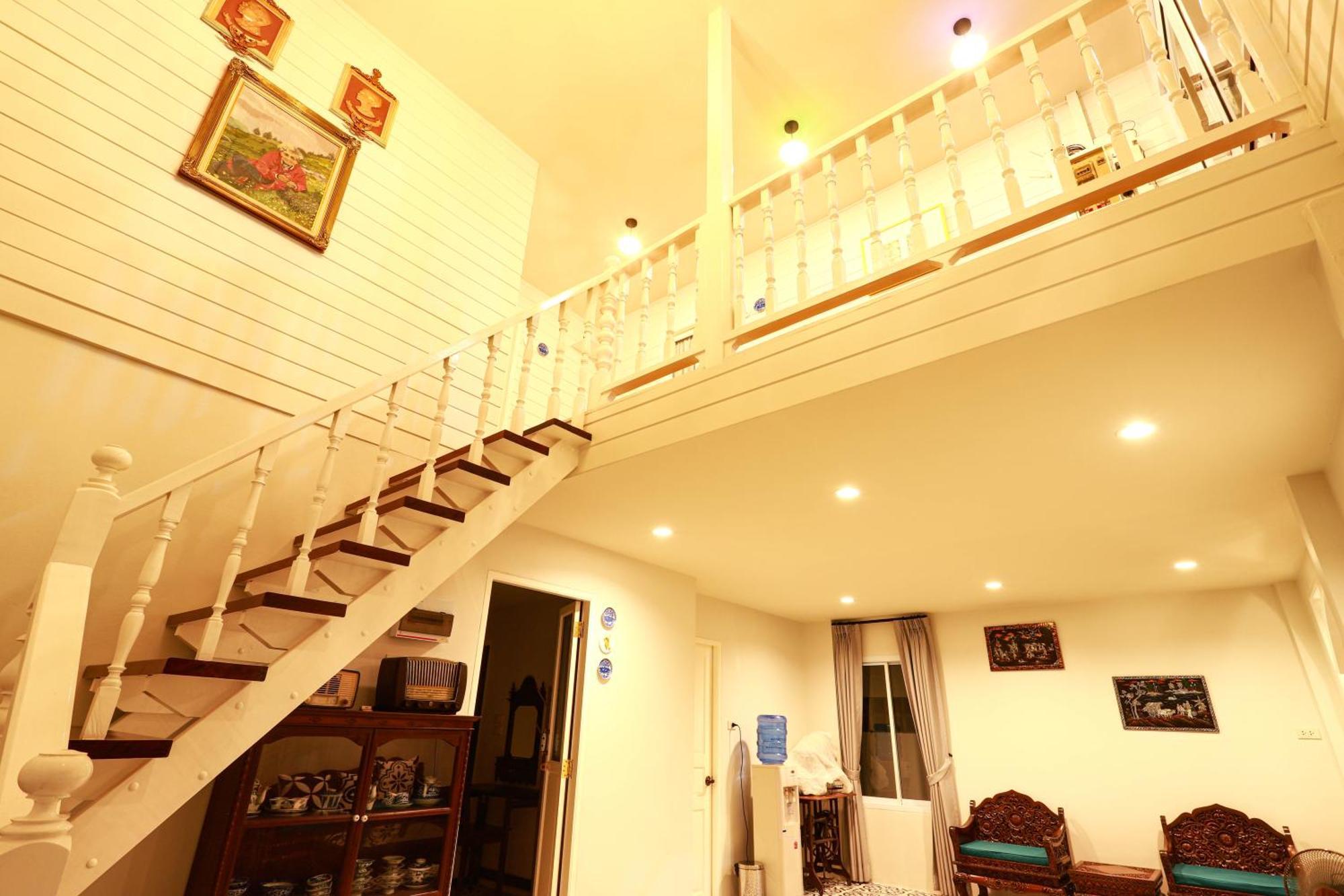Chertel Poshtel Ban Chamun Ngoại thất bức ảnh